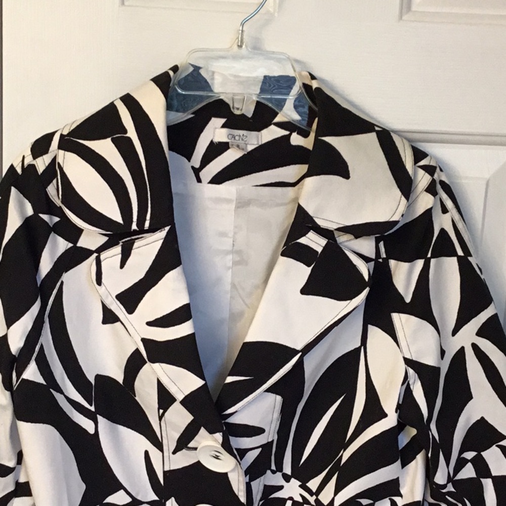Cache Black & White Spring/Summer Jacket - Picture 2 of 7